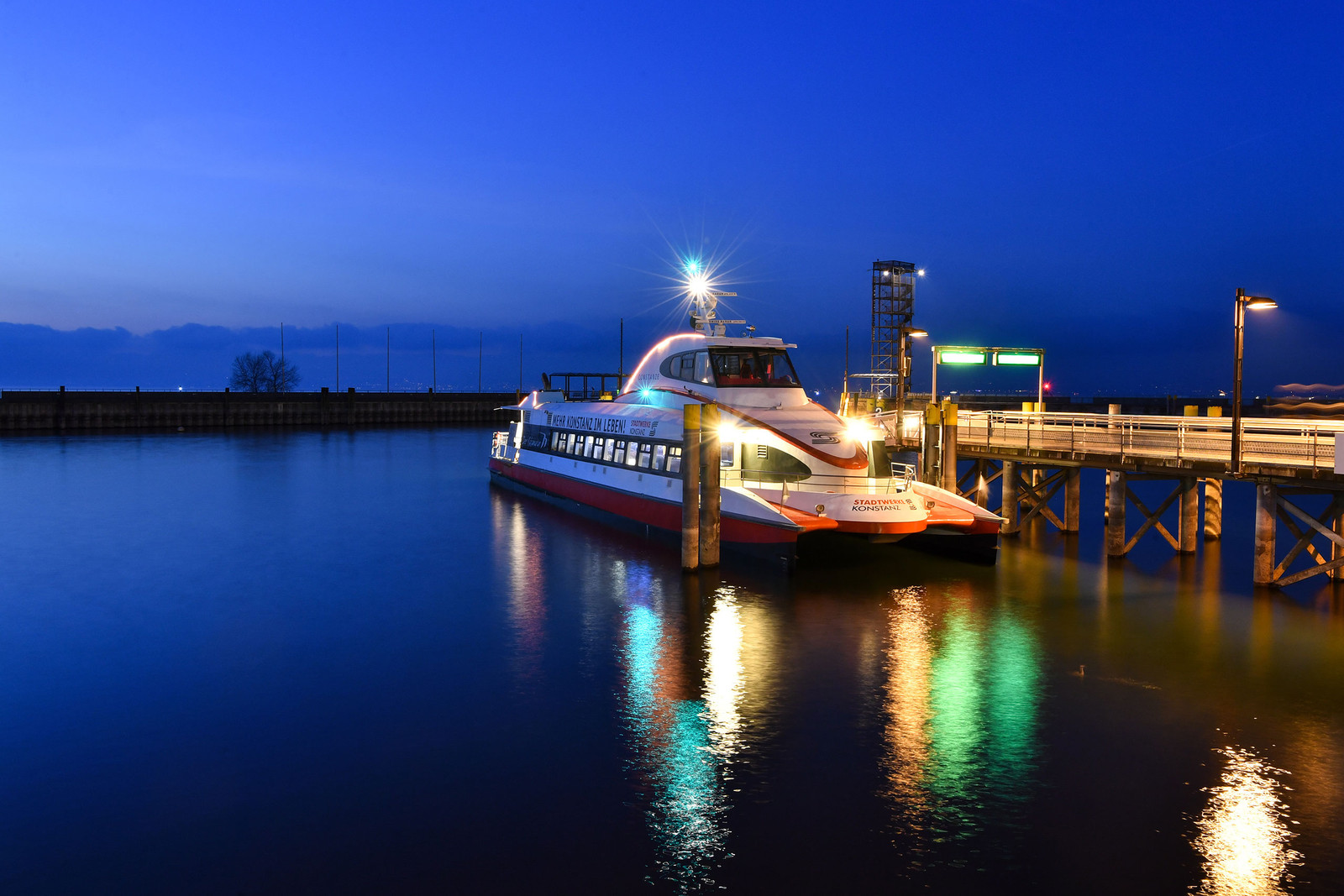 Abendstimmung Anleger Friedrichshafen Abendstimmung Anleger Friedrichshafen