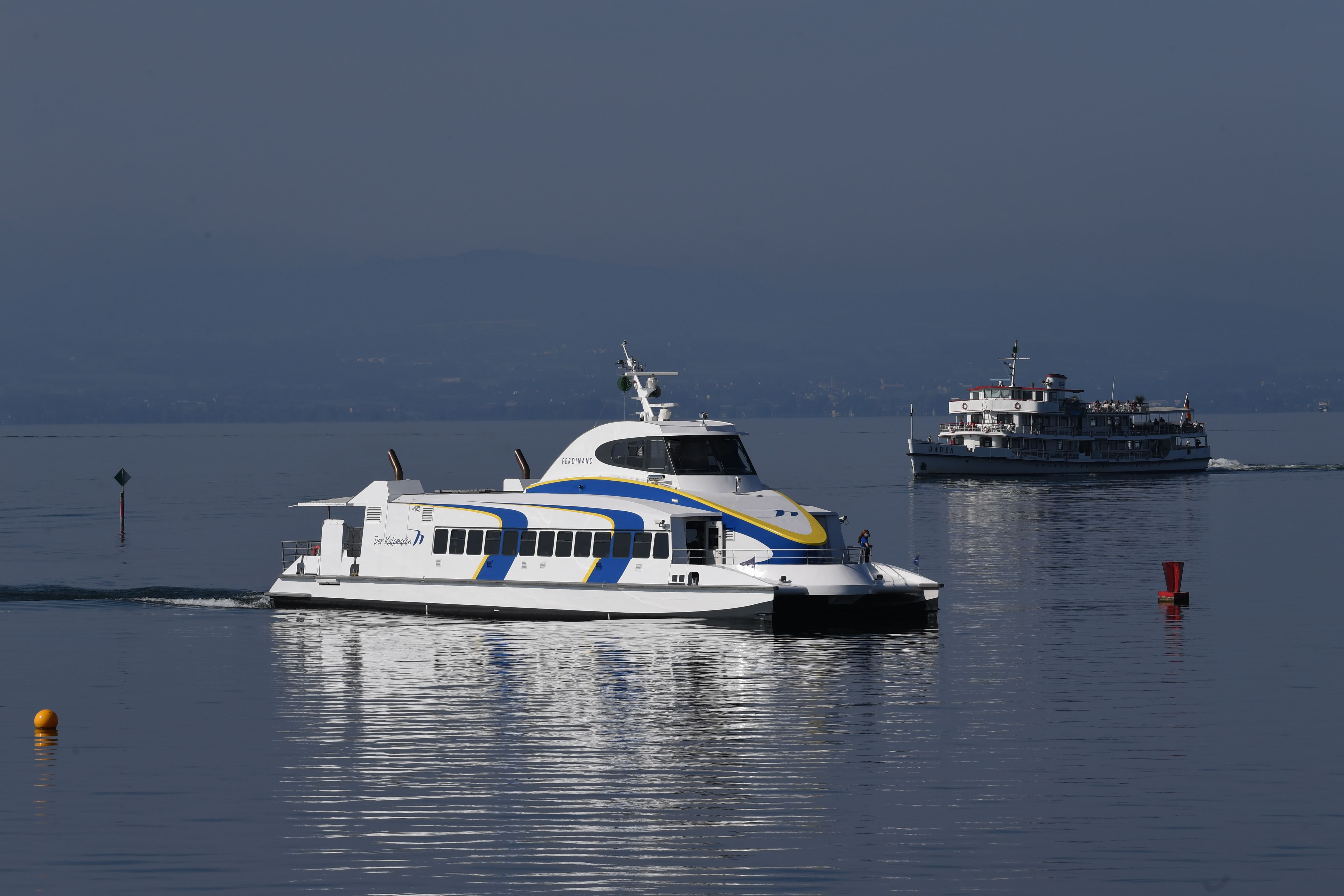 Katamaran Bodenseeschifffahrt Familienfreundlich Und Schnell